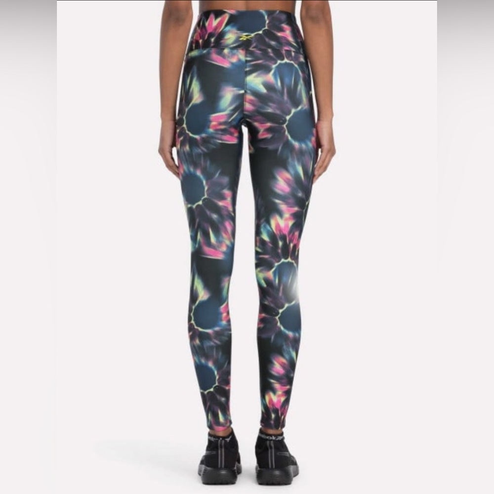 NWT Reebok Outfit - Picture 9 of 10